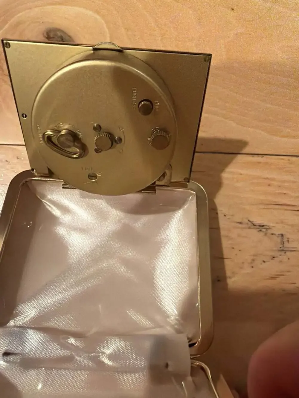 Vintage Elgin Luminous Travel Alarm Clock No. 8930 with Original Box and Manual‎